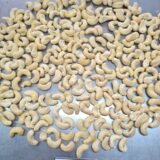 Hạt Điều Nhân Trắng W320